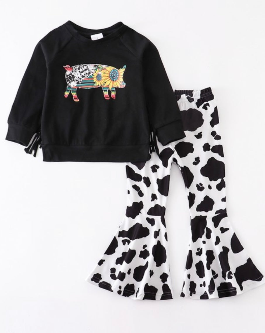 Fringed Cow Set