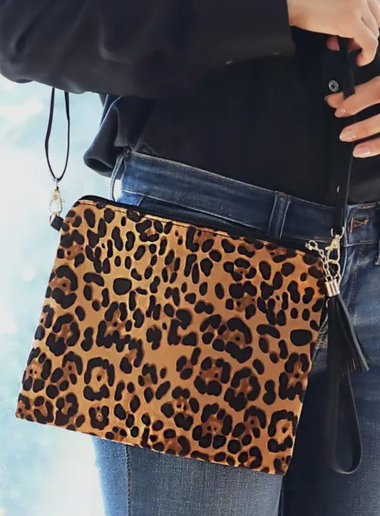 Leopard Clutch